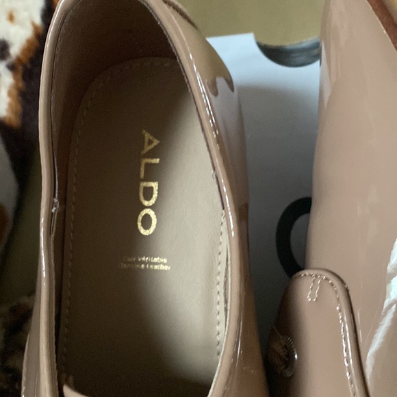 Gorgeous patent leather granny shoes - Picture 5 of 6